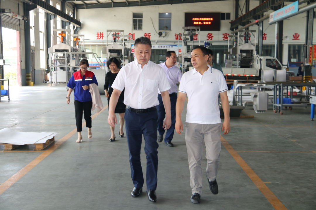 中國肉類協(xié)會(huì)常務(wù)副會(huì)長兼秘書長陳偉一行蒞臨銳智考察調(diào)研