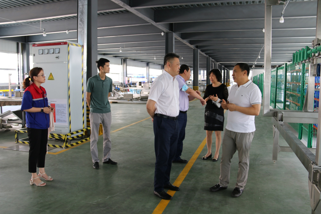 中國肉類協(xié)會(huì)常務(wù)副會(huì)長兼秘書長陳偉一行蒞臨銳智考察調(diào)研